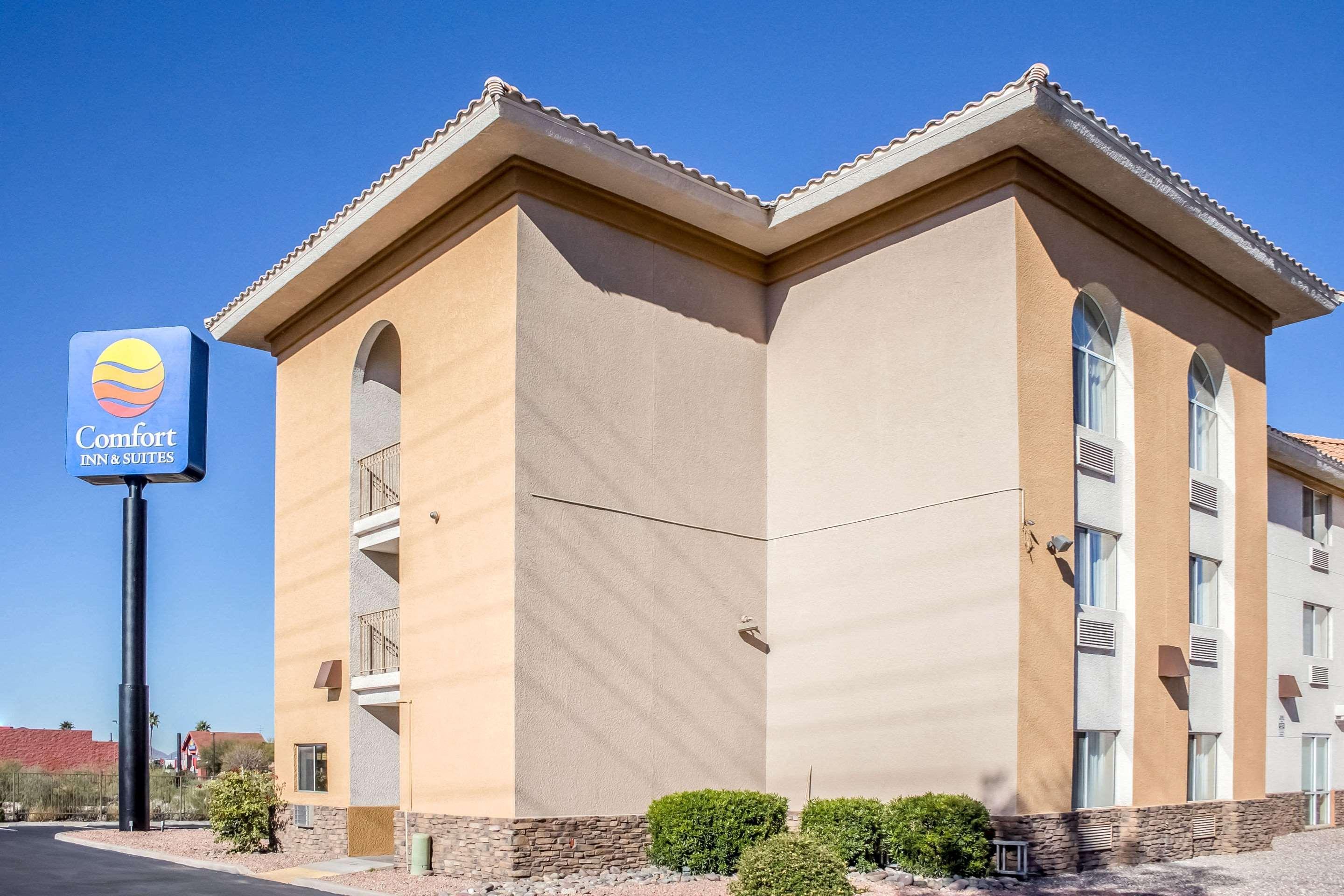 Comfort Inn & Suites Near Kino Sports Complex Drexel Heights Exterior photo